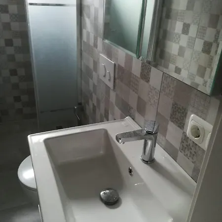 Ostsee-ferienapartment-fuer-2-3-personen-mit-flat-tv-wlan-und-parkplatz 아파트 뤼베크